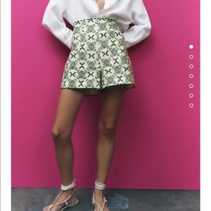 Worn once - Zara Embroidered Shorts